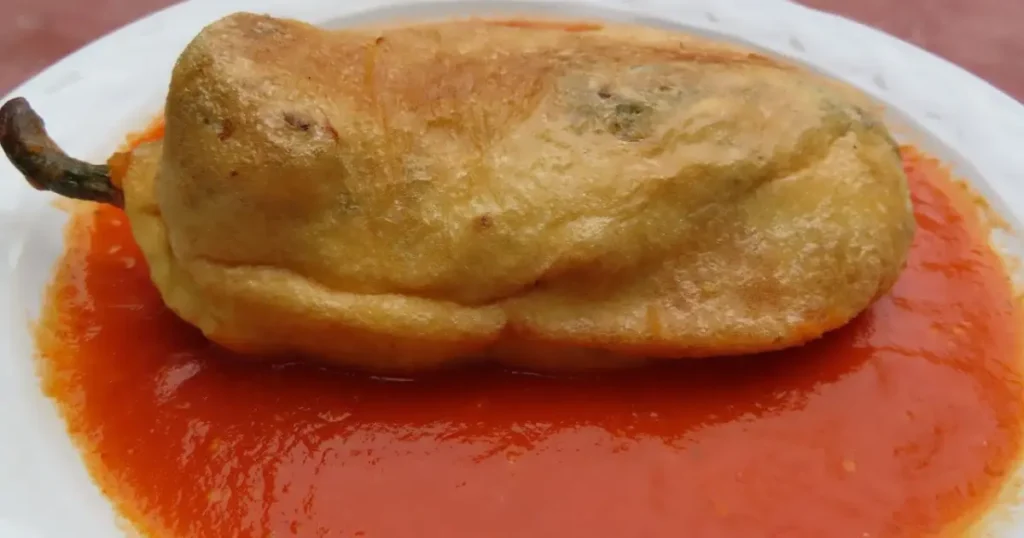 The Rich Tomato Sauce (Salsa Roja)