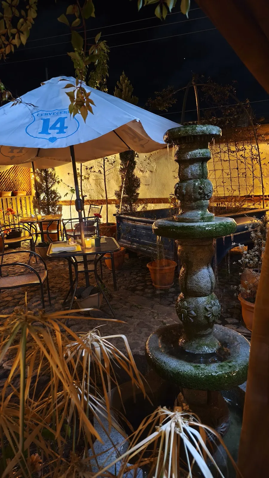 27 Adentro: Sabor Latino en Antigua Guatemala y Más