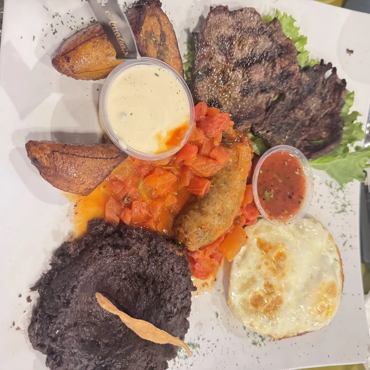 Discover Amalia's Restaurant: A Guatemalan Delight! - Los Angeles, California - Photo 3