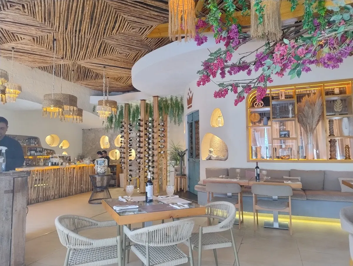 Discover Arena Cocina Griega: A Greek Gem in Guatemala - Ciudad de Guatemala, Guatemala - Photo 3