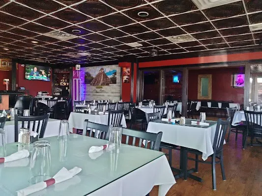 Discover BryAnna's Restaurant & Bar Guatemalan - Salvadoran Cuisine - Chicago, Illinois - Photo 3