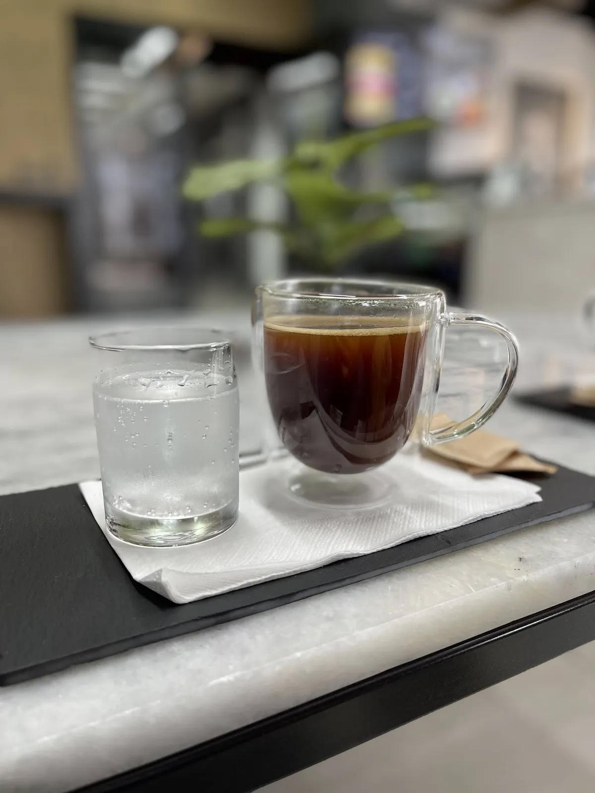 Café Deautor: El Mejor Café en la Zona 9 de Guatemala