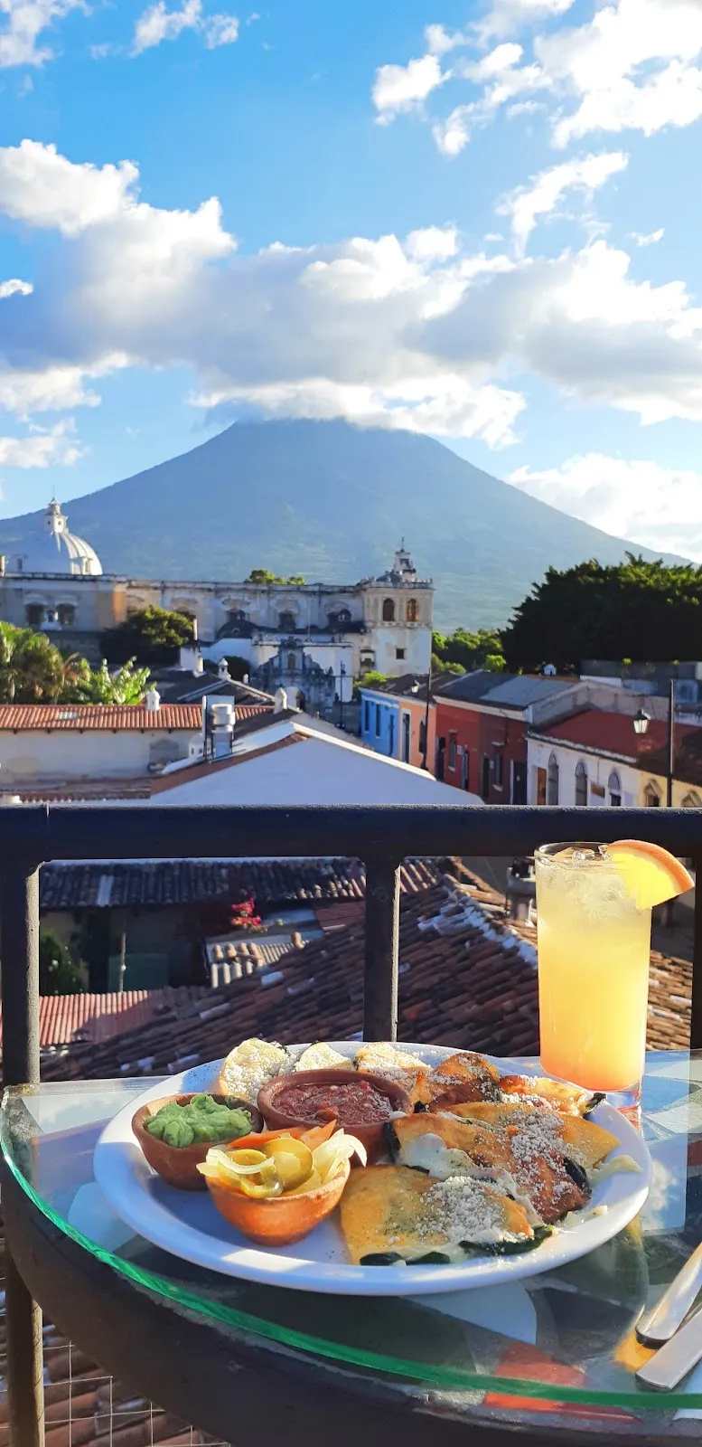 Café Sky Antigua Guatemala: Delicious Views & Good Vibes