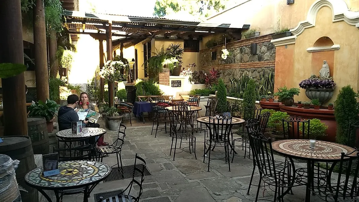 Cafetería Antigua Guatemala: Discover Coffee Culture & Sabor