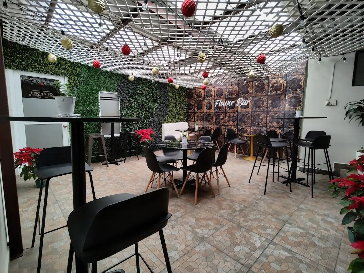 Cafeteria Colores: El Encanto de Café Color en Guatemala