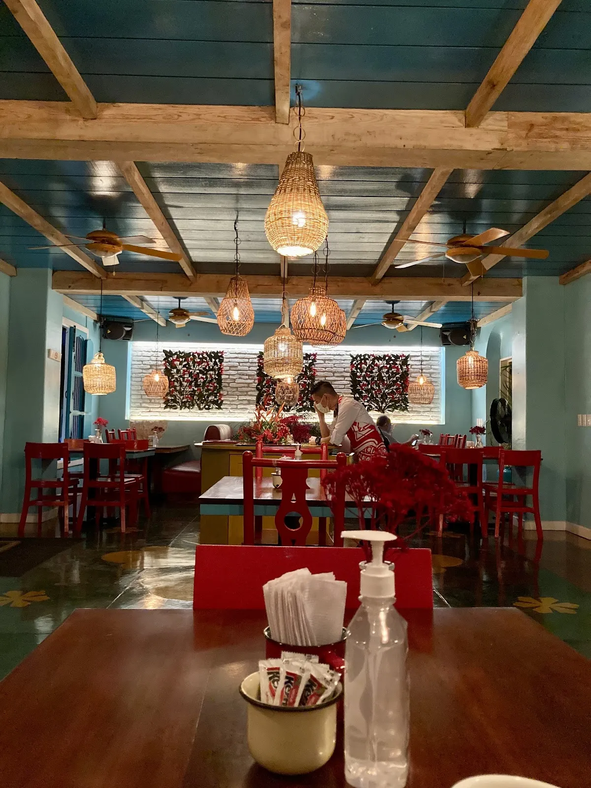 Cafeteria de Flores: Delirio, Tu Spot Perfecto en Petén