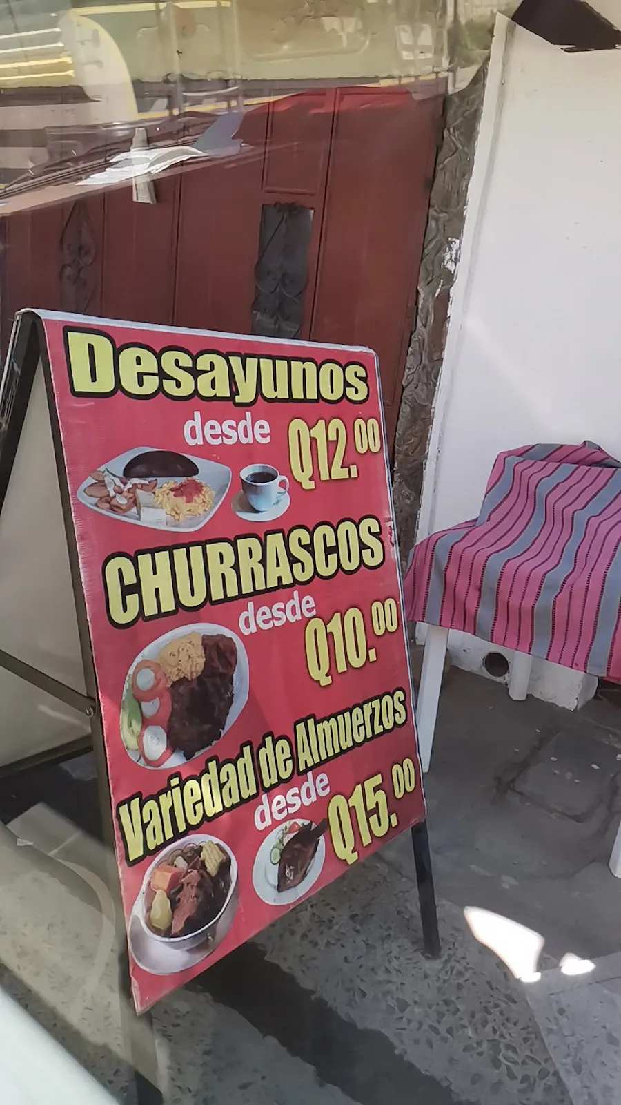 Delicious Carnitas y Chicharrones Near Me en Guatemala