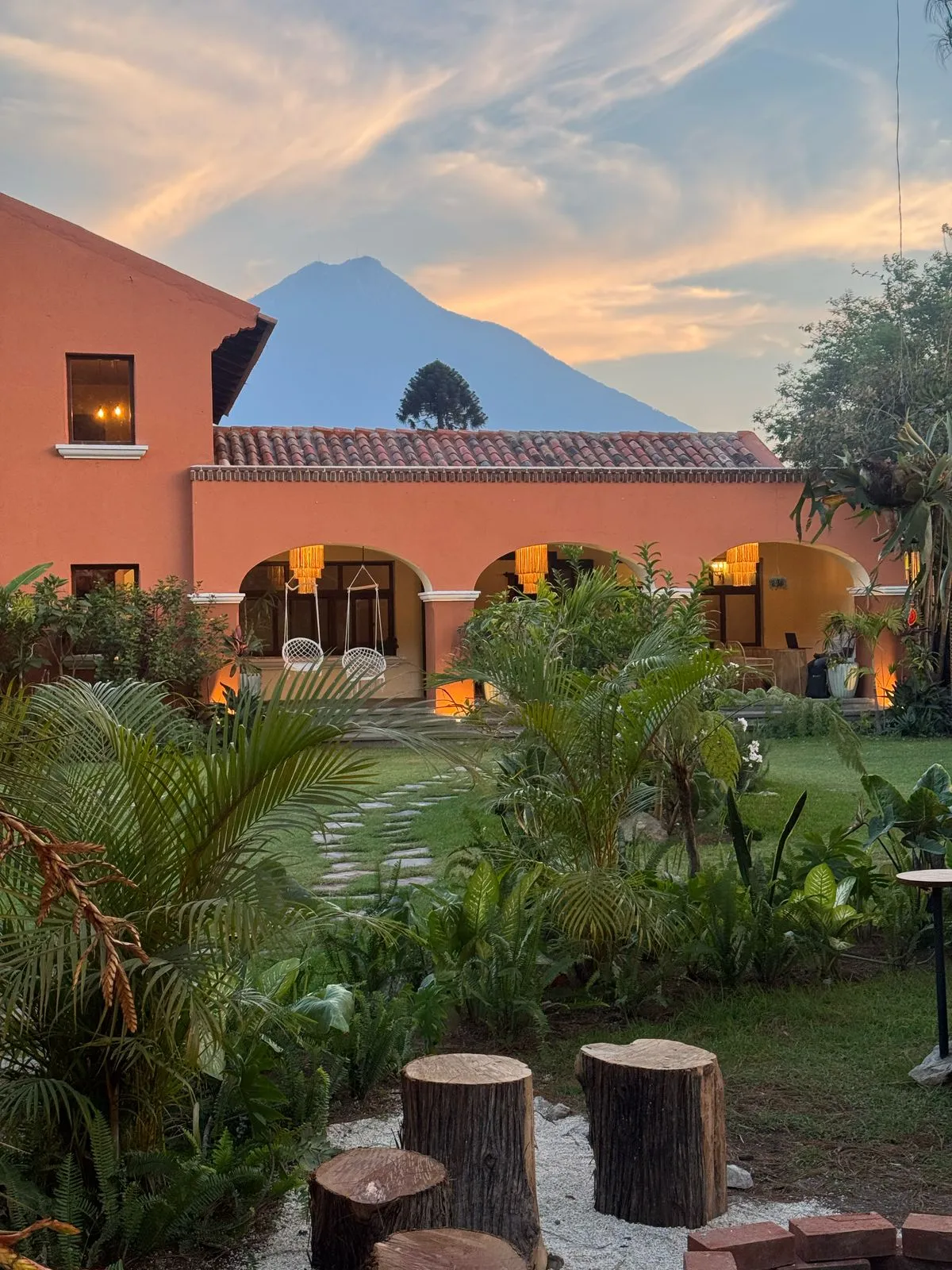 Drink or dessert presentation at Garden Café at Casa Donya: Un Oasis en Antigua - Turismo