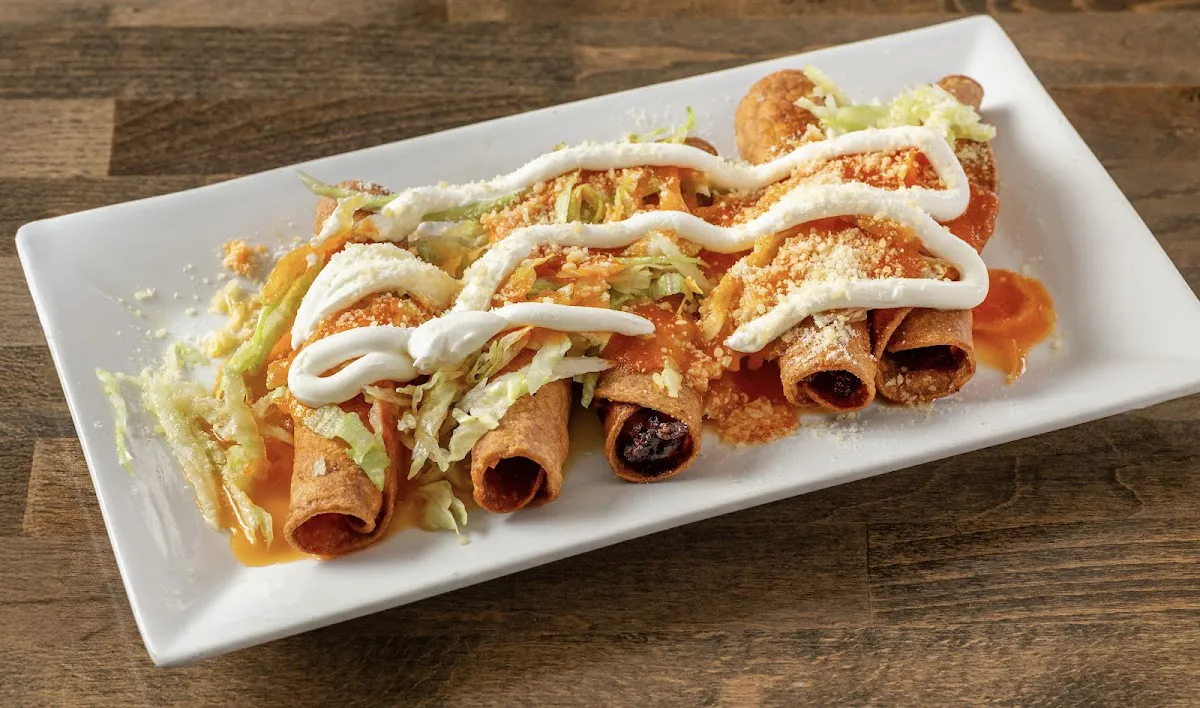 Discover Chapines Restaurant: Authentic Guatemalan Eats - Glen Burnie, Maryland - Photo 3