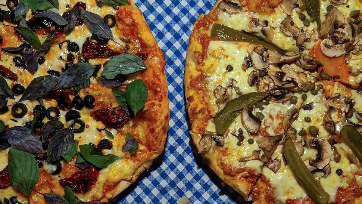 Experience Flavor at Circus Bar in Panajachel - Panajachel, Sololá - Photo 2