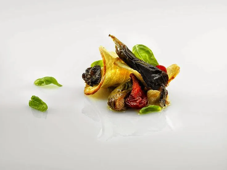 Experience Culinary Excellence at Clio's - Ciudad de Guatemala, Guatemala - Photo 2