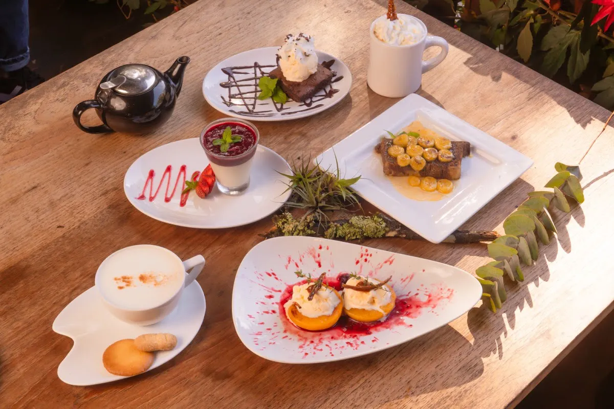 Discover Flavors at Colibrí Restaurante, Guatemala - Guatemala, Guatemala - Photo 4