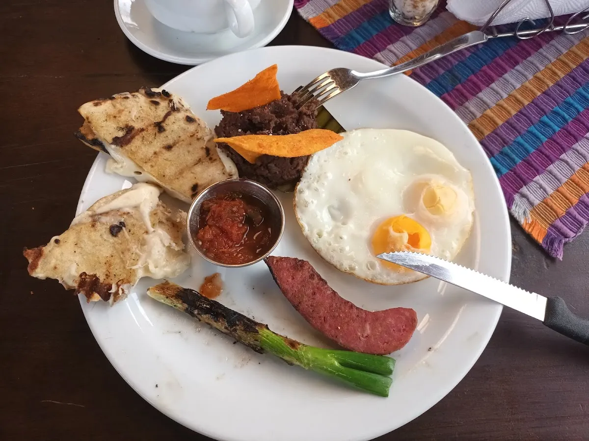 Desayunos Típicos de Guatemala en Eco Restaurante San Luis