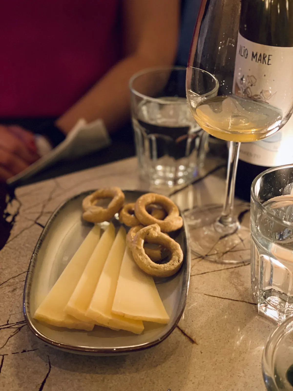 El Vino Crudo San Juan: Sabor Guatemalteco a Domicilio