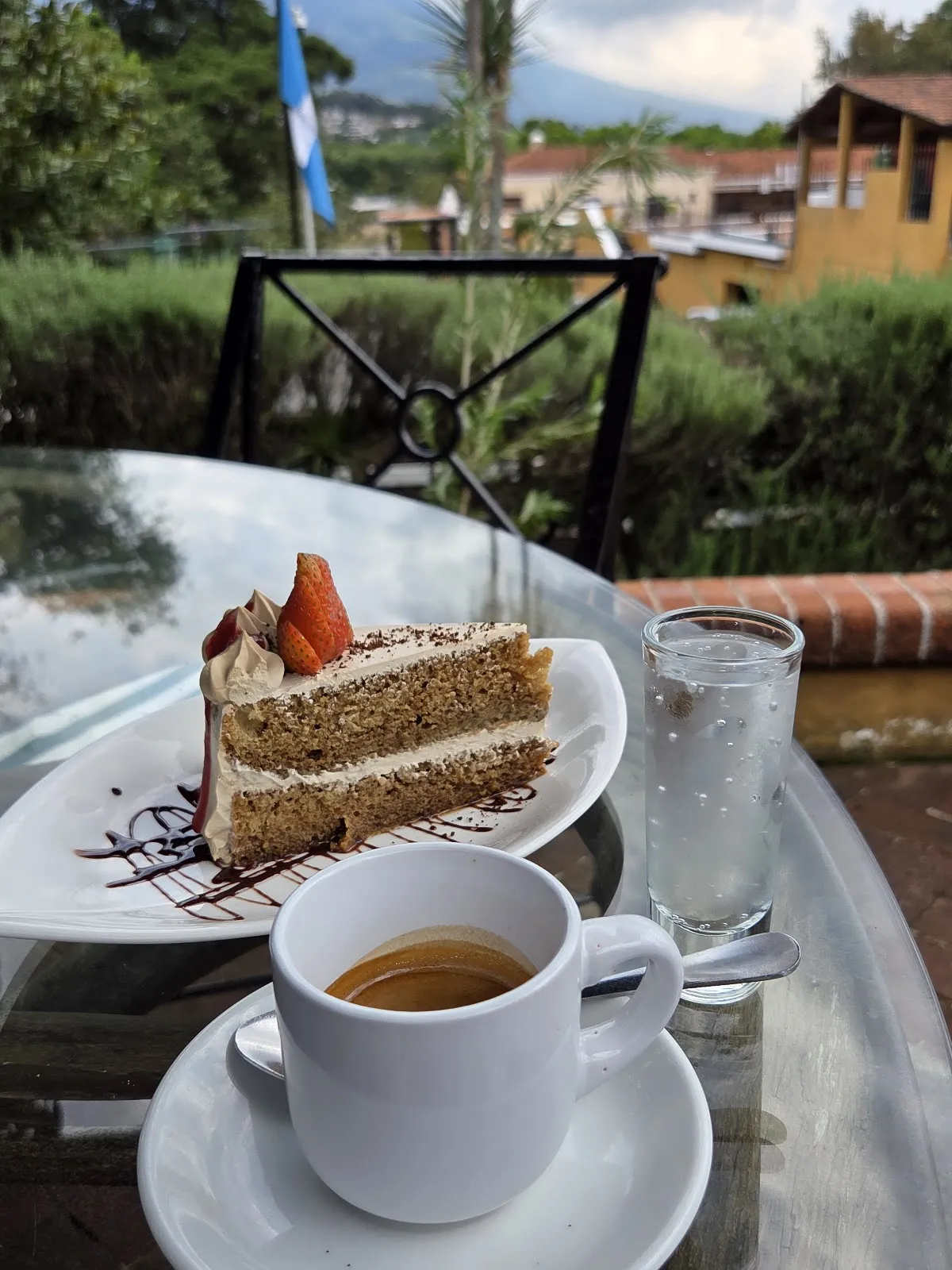 Discover Finca Filadelfia Restaurant in Antigua Guatemala - Antigua Guatemala, Sacatepéquez - Photo 2