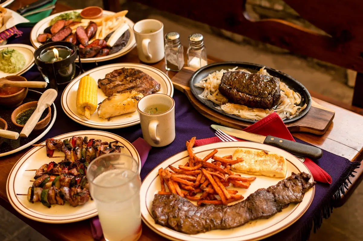 Discover Hacienda Real Zona 10: A Culinary Gem - Ciudad de Guatemala, Guatemala - Photo 2