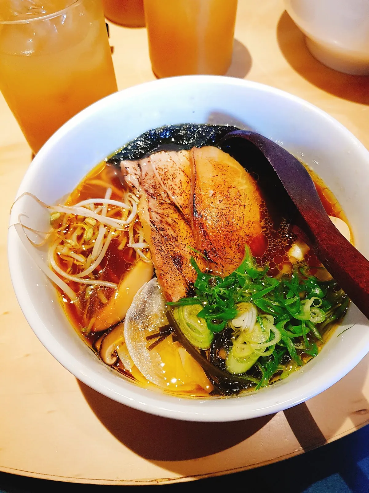 Savor Kombu Ramen Shop: Fresh Flavors en Antigua Guatemala