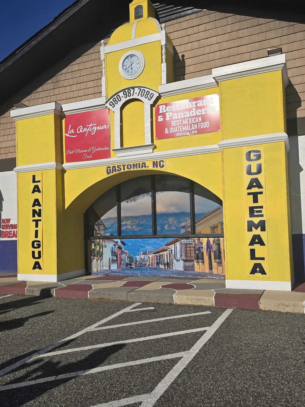 Experience Authentic Guatemalan Flavors at LA ANTIGUA RESTAURANT & PANADERÍA - Gastonia, North Carolina - Photo 3