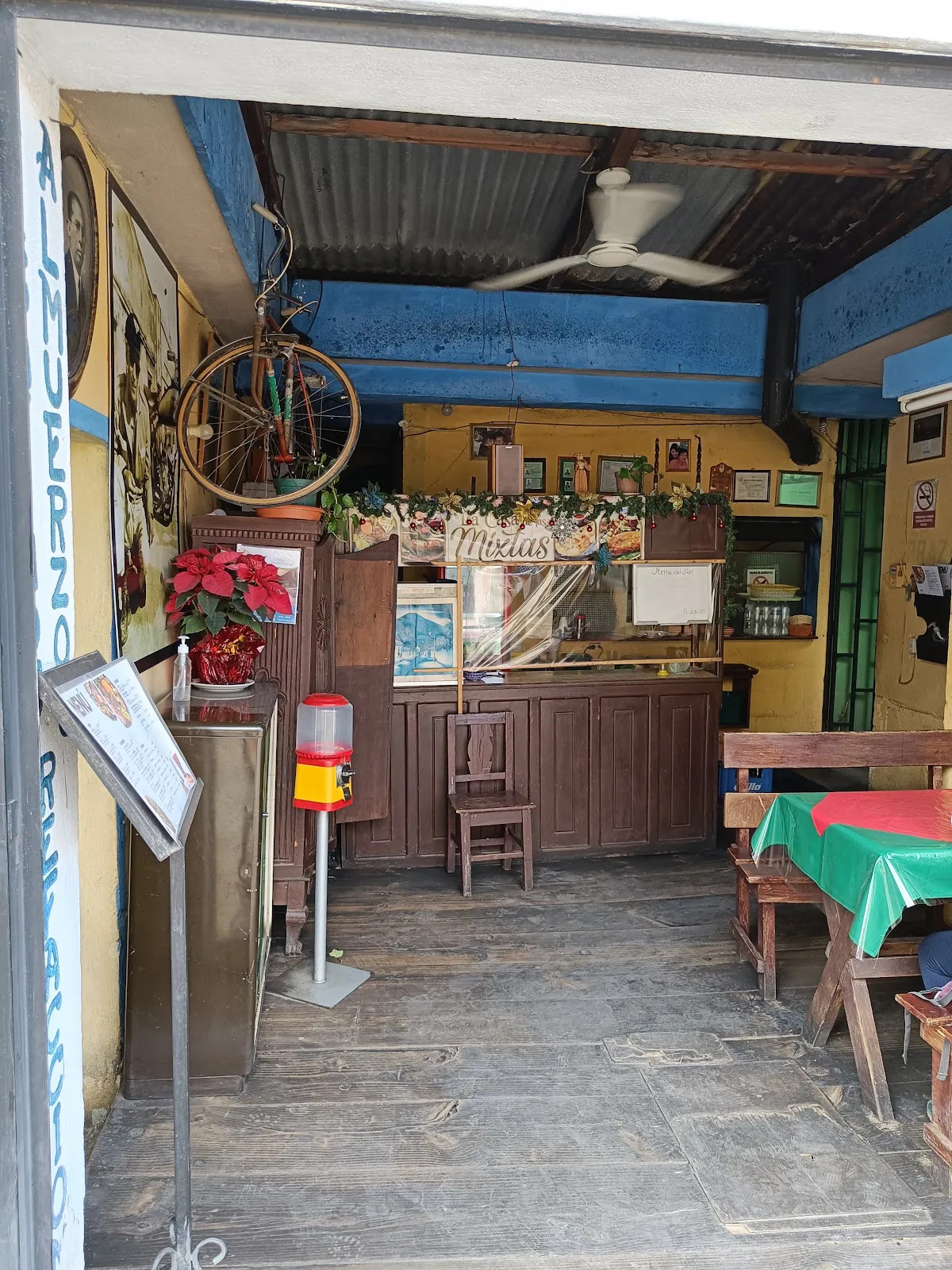 Discover La Casa de las Mixtas: Antigua's Hidden Gem - Antigua Guatemala, Sacatepéquez - Photo 4