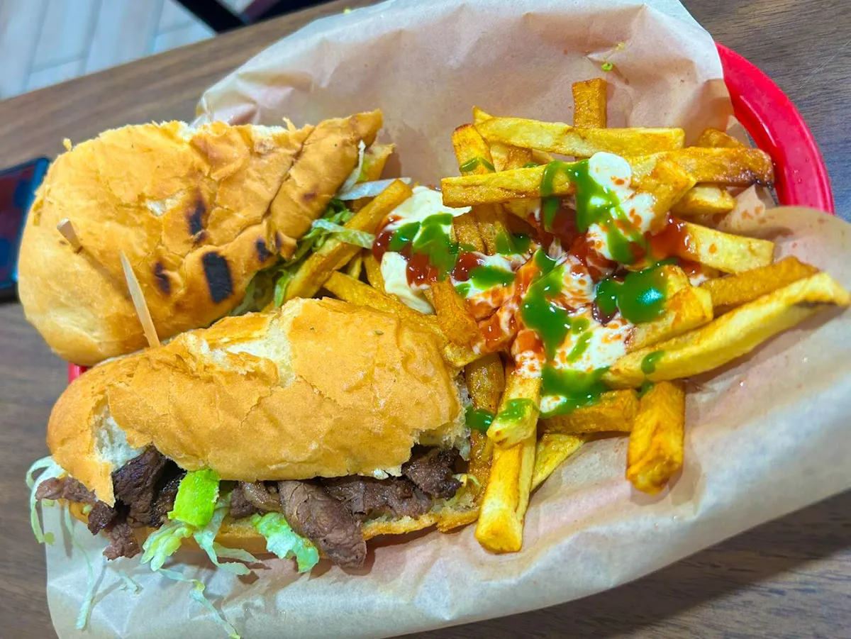 Experience Authentic Flavors at Mi Linda Guatemala restaurant & Bakery - Reno, Nevada - Photo 3