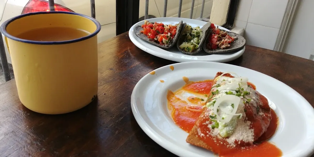 Mujeres Guatemaltecas: Culinary Queens of Guatemalas Flavors