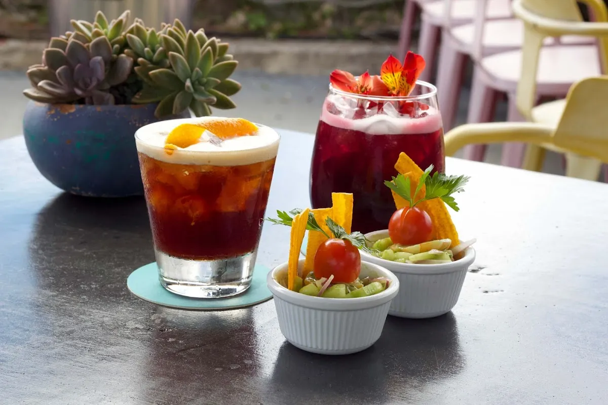 Culinary Joyas en Pasaje Rubio: Gastronomía y Historia