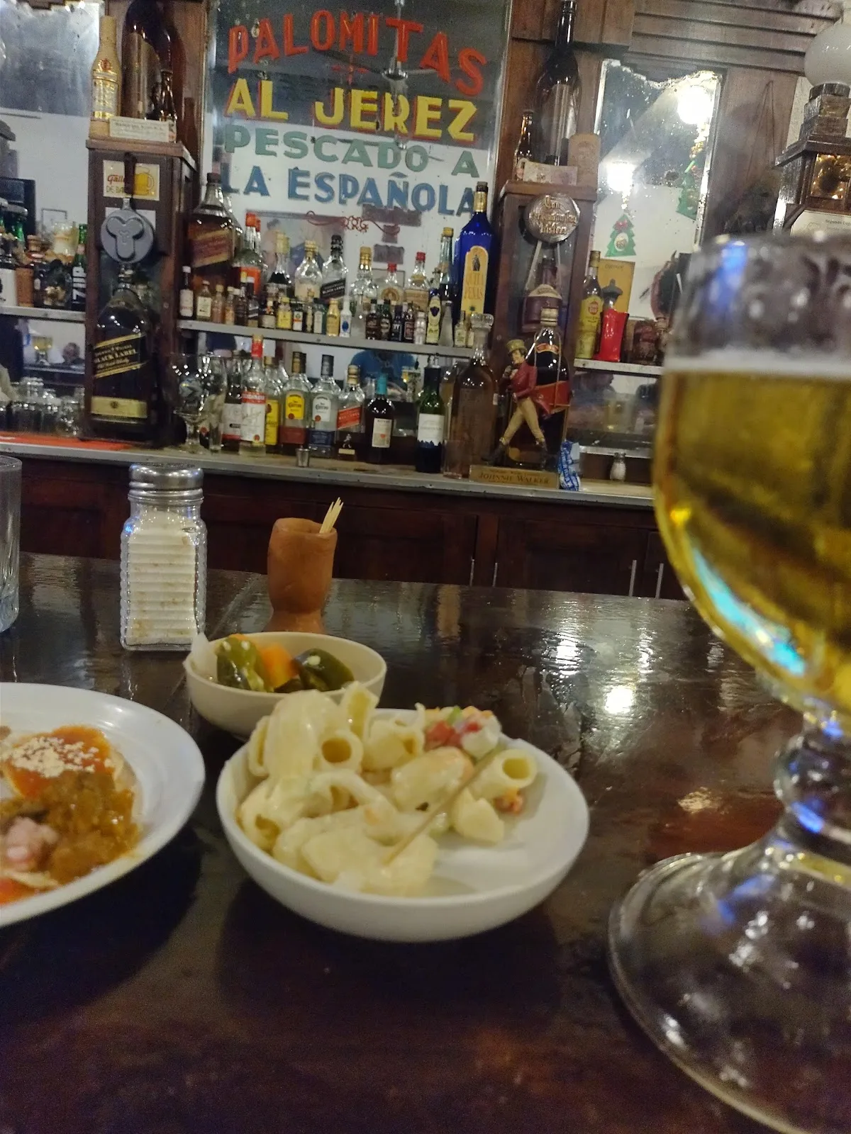 Culinary Joyas en Pasaje Rubio: Gastronomía y Historia