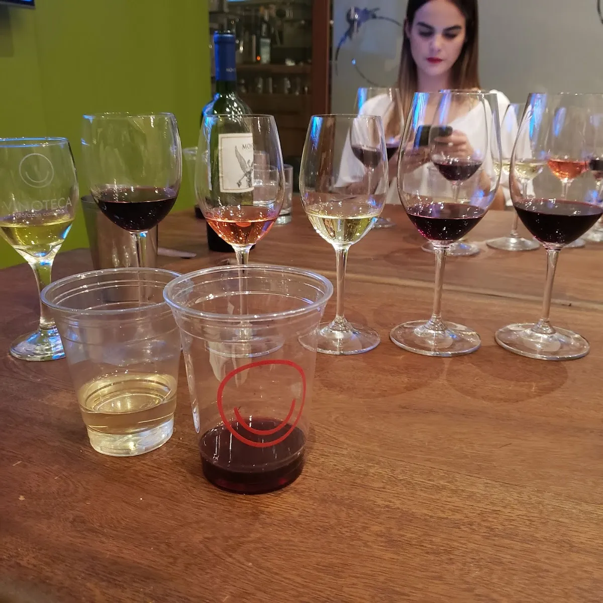 Flights de Vinoteca: Wine & Food en Plaza Fontabella Guatemala