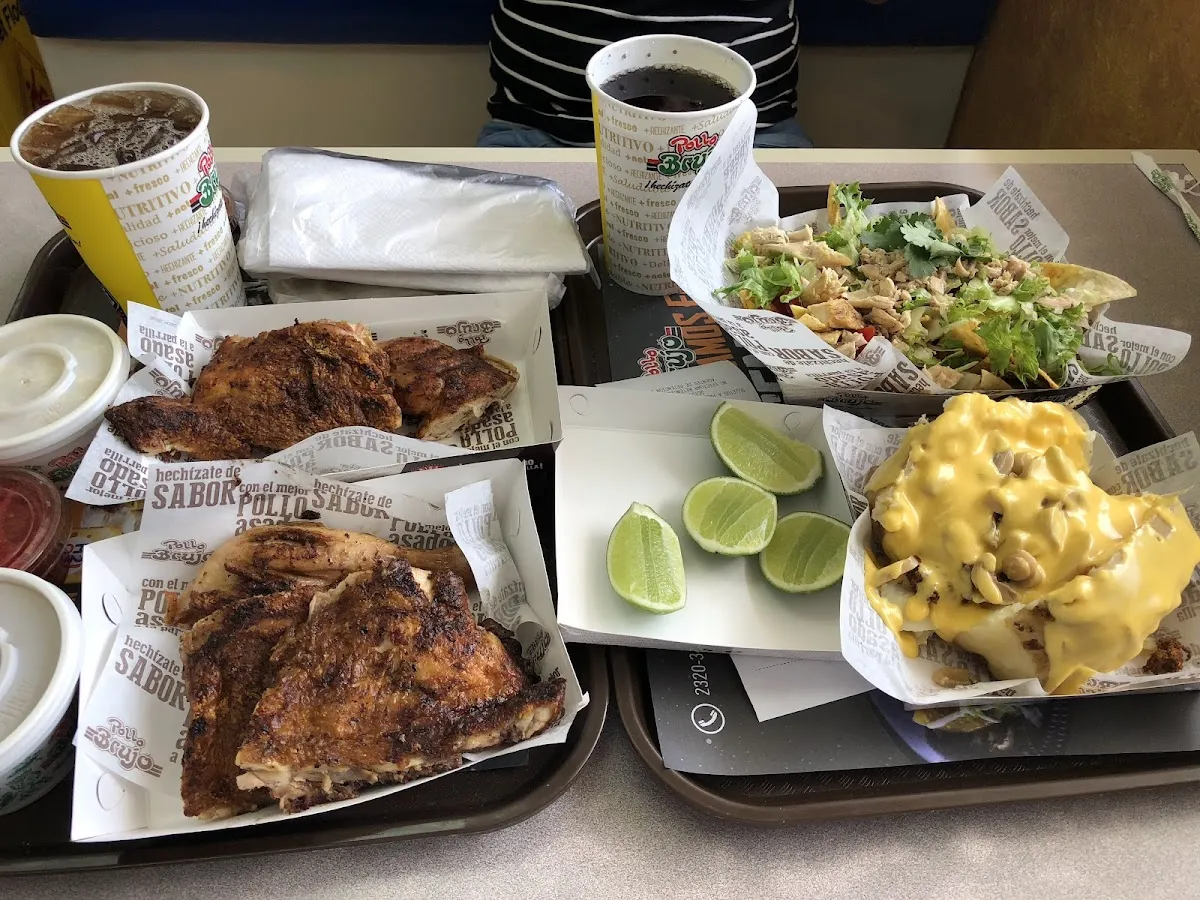 Order Pollo Brujo Guatemala Online: Sabor y Delicias Ya!