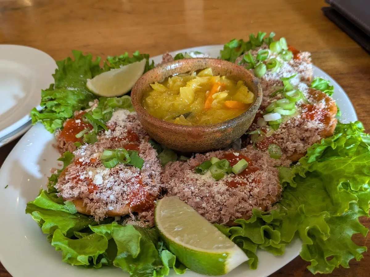 Experience Authentic Flavors at Restaurante El Adobe • Zona 1 - Guatemala City, Guatemala Department - Photo 3