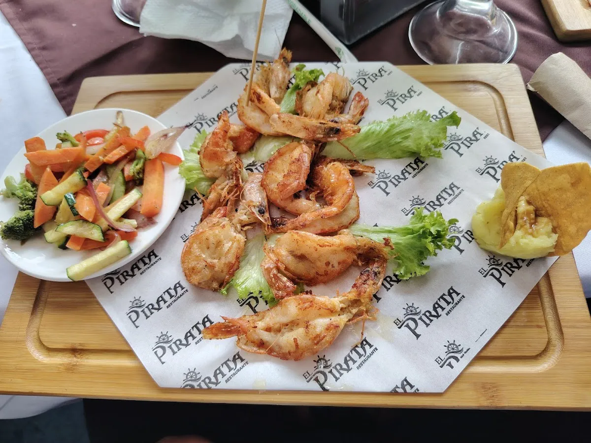 Savor Authentic Guatemalan Flavors at Restaurante EL Pirata-Xela - Quetzaltenango, Quetzaltenango - Photo 2