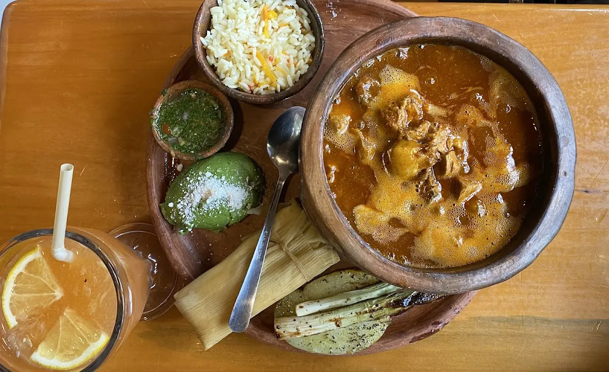 Discover Restaurante Hacienda La Abuelita in San Lucas - San Lucas Sacatepéquez, Sacatepéquez - Photo 2