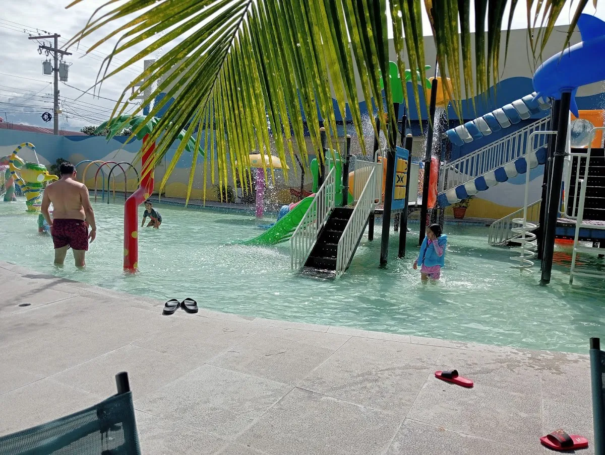 Discover Restaurante y Acuario Costamía in Retalhuleu - Retalhuleu, Retalhuleu - Photo 3