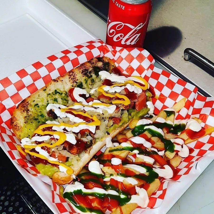 Shucos los Meros Meros: Sabores Guatemaltecos en CA