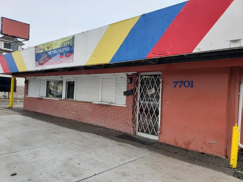 Restaurante El Rey de las Arepas en Detroit
