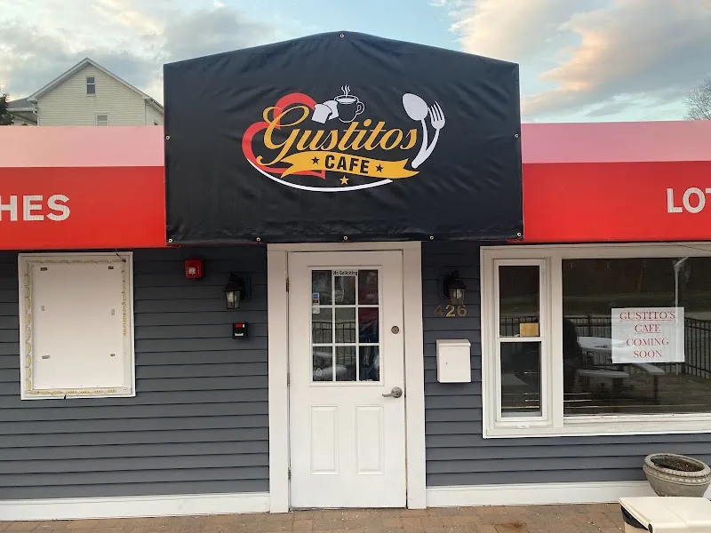 Restaurante Gustitos Café LLC en Warwick