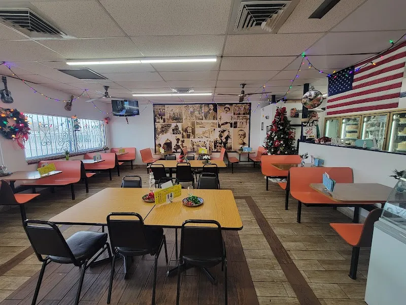 Restaurante La Pupusa Queen en Las Cruces