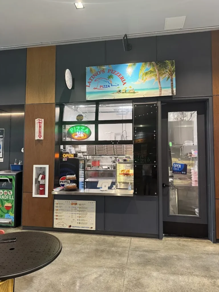 Restaurante Latino’s Pizzería en Gresham