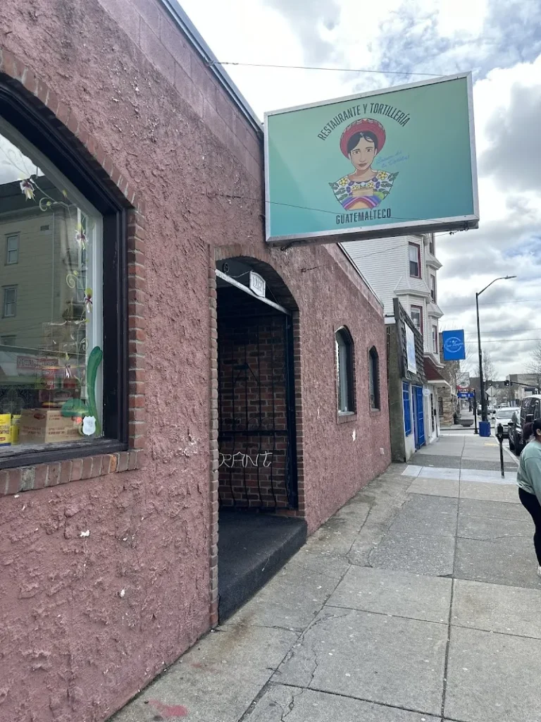 Restaurante Restaurante y Tortilleria guatemalteco en Nashua