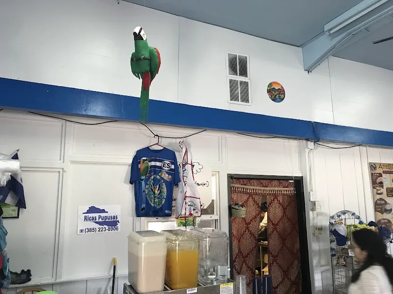 Restaurante Ricas Pupusas en West Jordan