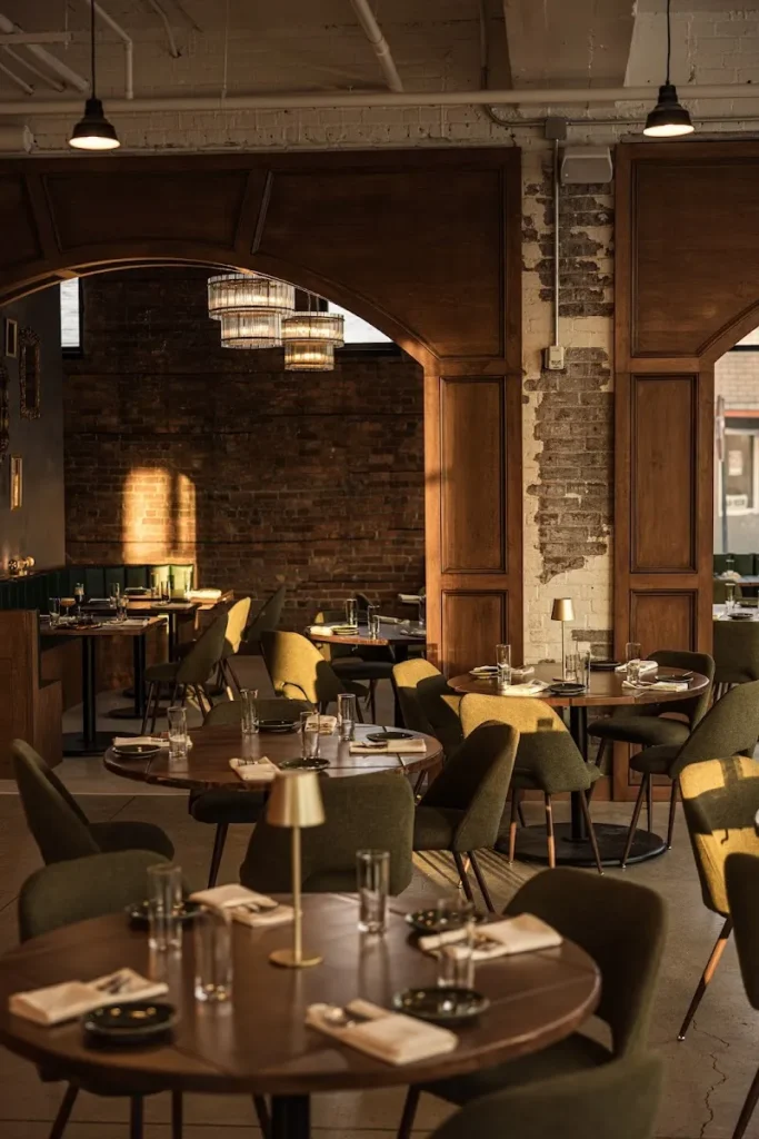 Restaurante Spoke + Ivy en Fort Wayne