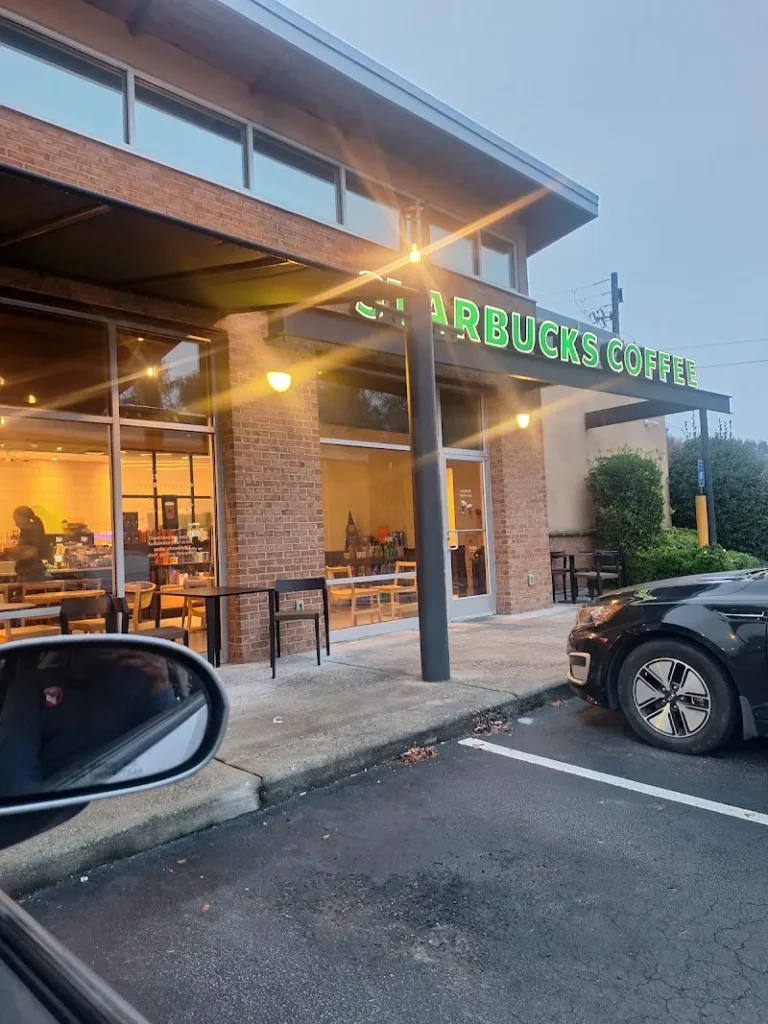 Restaurante Starbucks Coffee Company en Macon