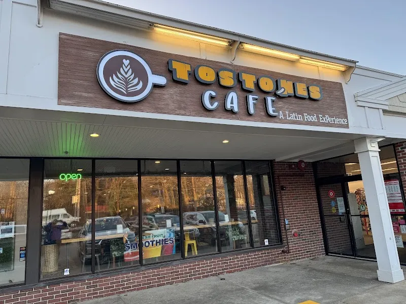 Restaurante Tostones Café en Concord