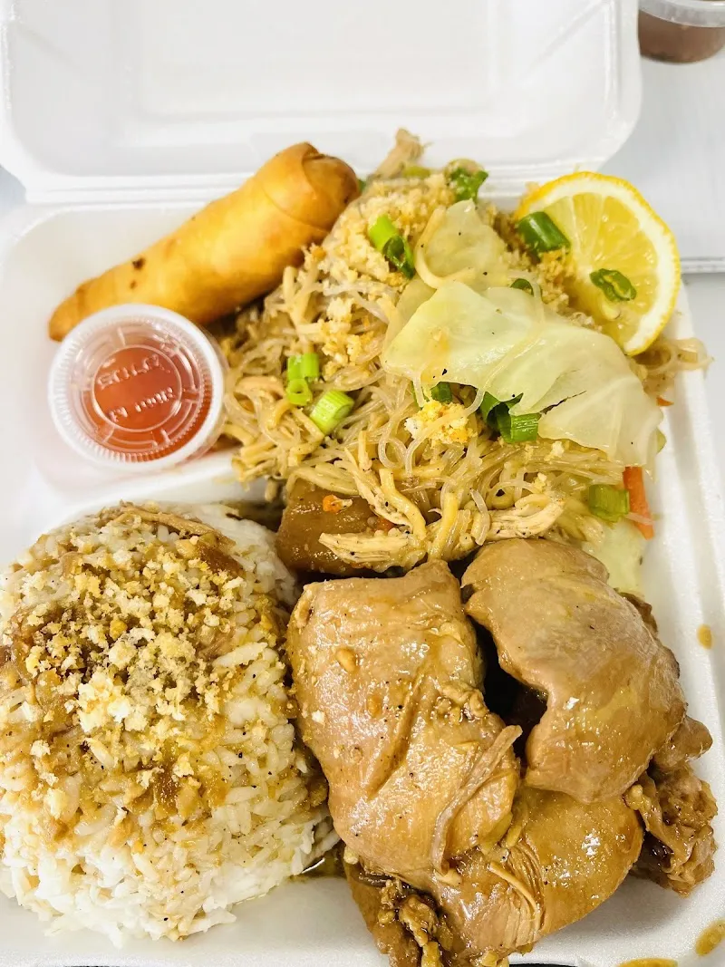 Interior de Adobo Pinoy Kitchen