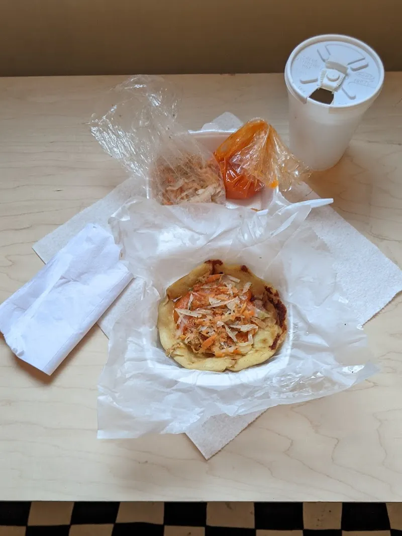 Antojitos De Mi Tierra en Providence, Rhode Island