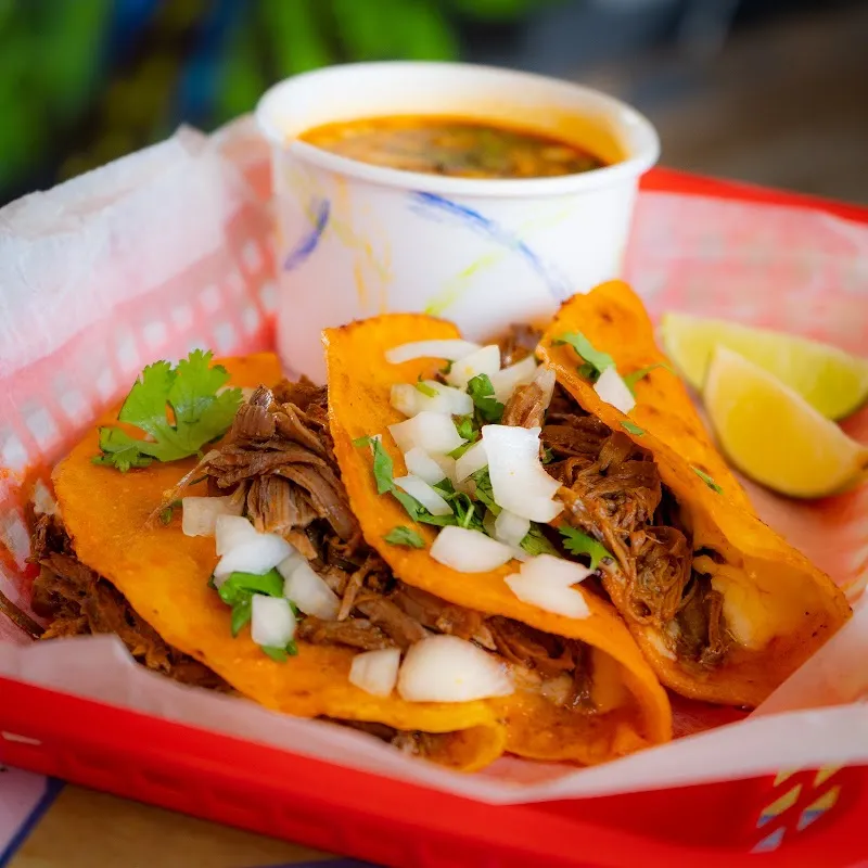 Interior de Baja Tacos & Burritos