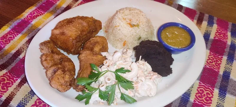 Interior de Casa Maya - Guatemalan Food