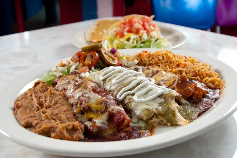 Interior de Chuy's