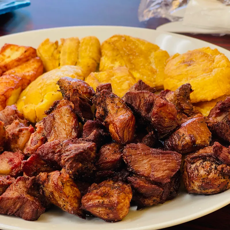 Interior de Cibao Restaurant