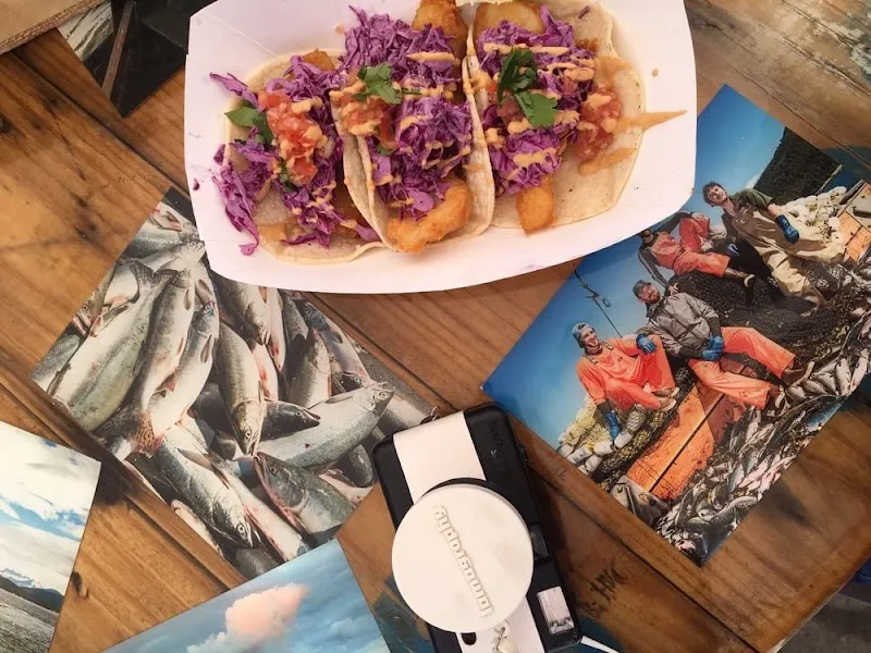 Interior de Deckhand Dave's Fish Tacos